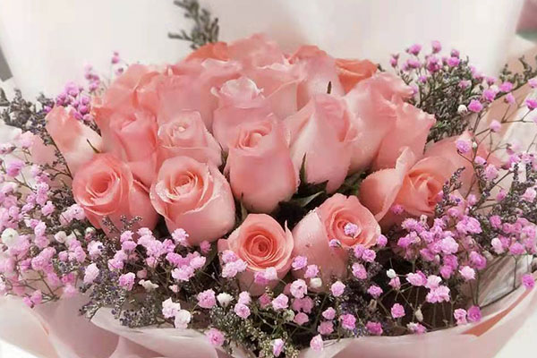 结婚纪念日送什么颜色的玫瑰花好 六朵花