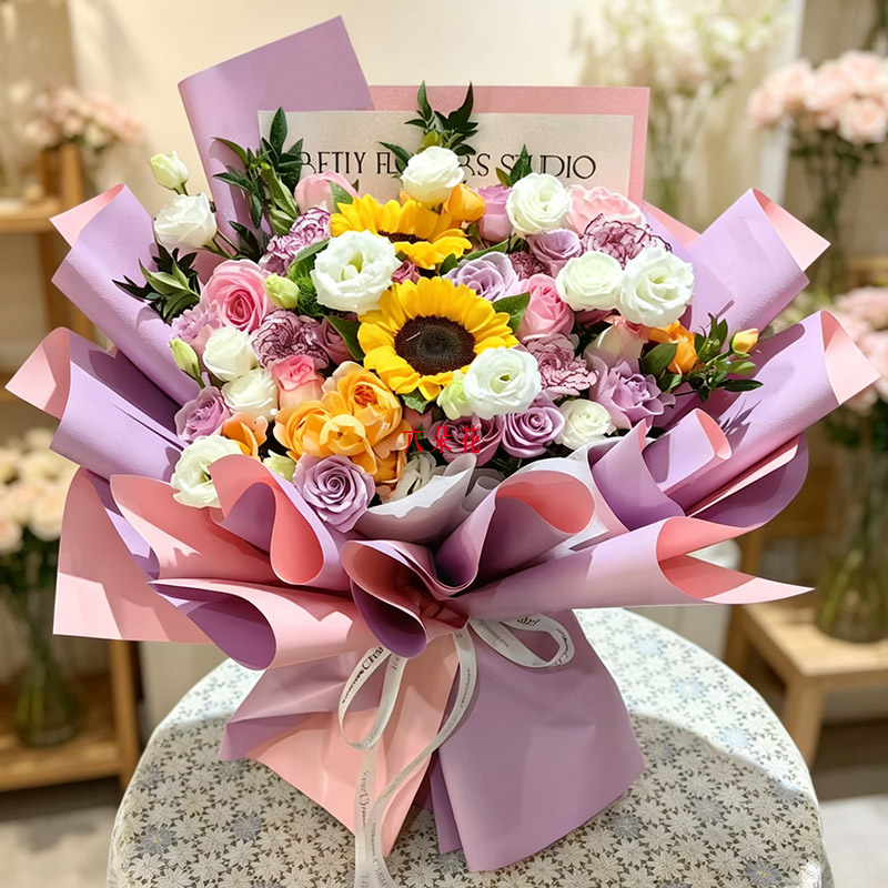 16朵玫瑰康乃馨向日葵,牢牢抓住美好