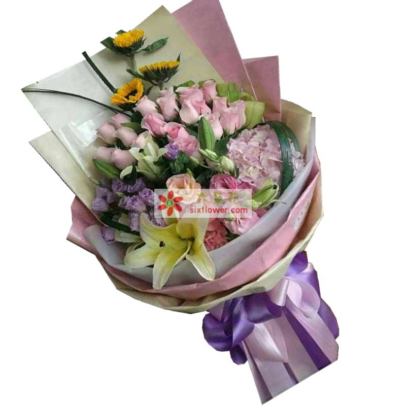 19枝粉色玫瑰，3枝向日葵，11枝紫色桔梗，1只粉色绣球花，6枝康乃馨，2枝多头黄百合（或白色）