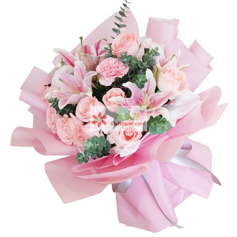 11朵戴安娜粉玫瑰康乃馨，爱的温馨