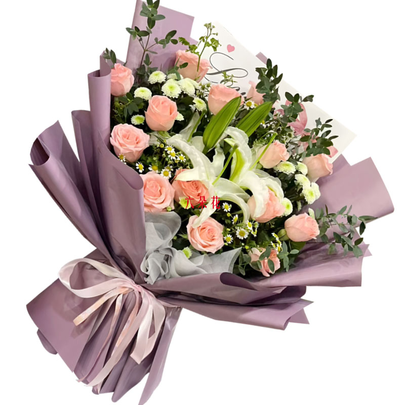 13朵戴安娜粉玫瑰2支百合,最优雅的搭档