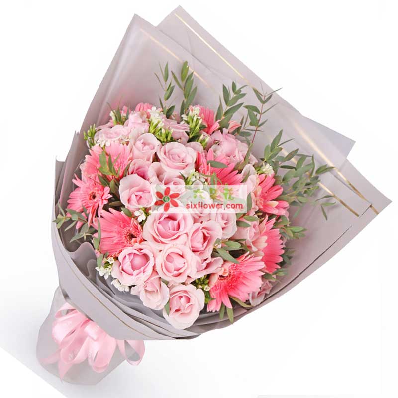 33枝戴安娜粉玫瑰，8枝粉色非洲菊，搭配白色相思梅、排草或绿叶