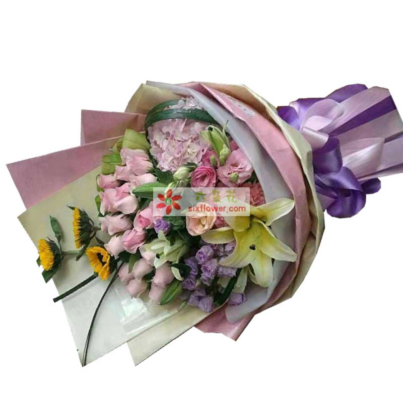 19枝粉色玫瑰，3枝向日葵，11枝紫色桔梗，1只粉色绣球花，6枝康乃馨，2枝多头黄百合（或白色）