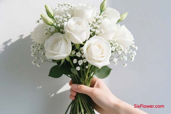 西方花艺受现代主义与自然主义影响