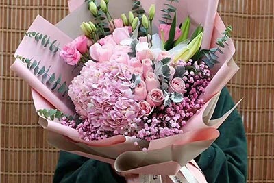 3月鲜花推荐 3月过生日送什么花 六朵花